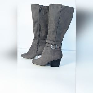Bella Vita Gray Suede Stacked Heel Boots NEW